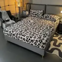 1 Piece Milk Velvet Printed Bed Canopy Autumn and Winter Warm Mattress Protective Cover Machine Wash Mattress Dustproof Cover product image
