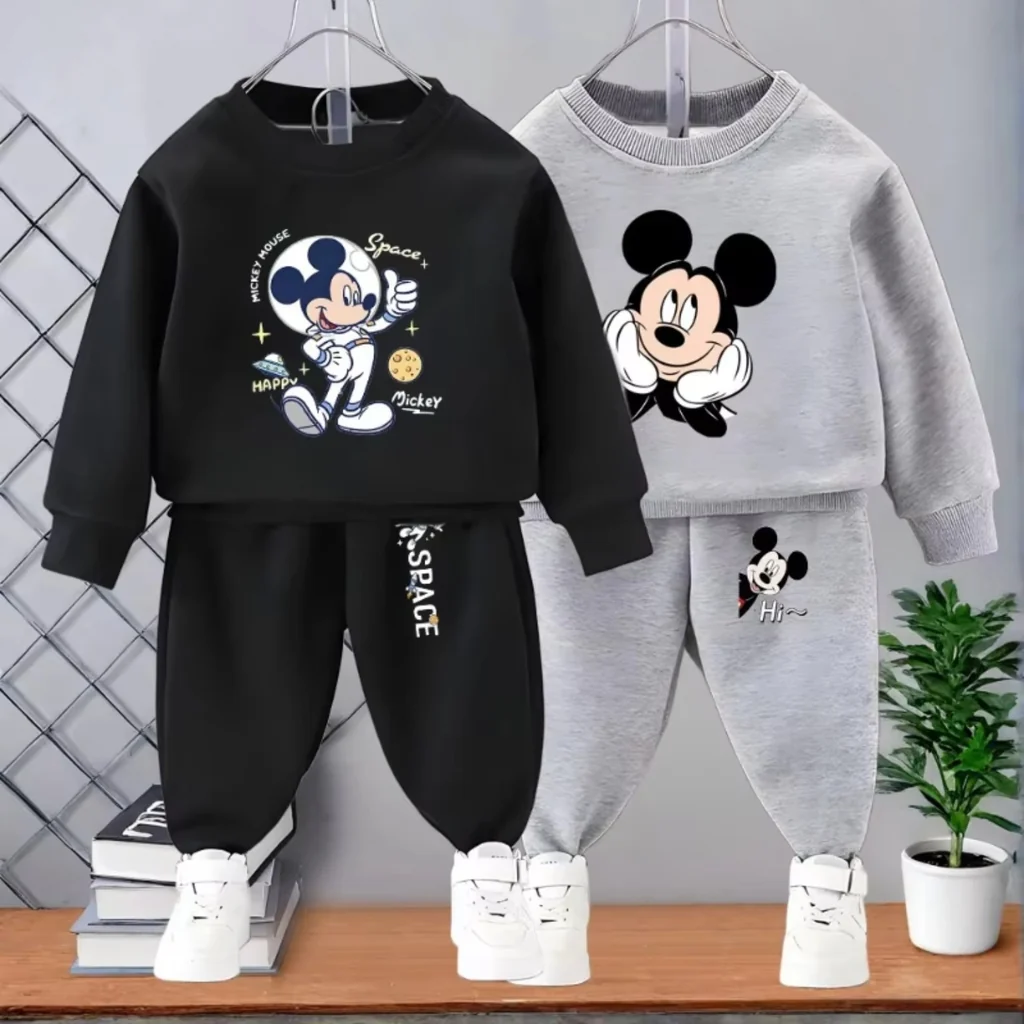Kids cartoon sweatshirt and sweatpants two-piece tracksuit set in black and gray