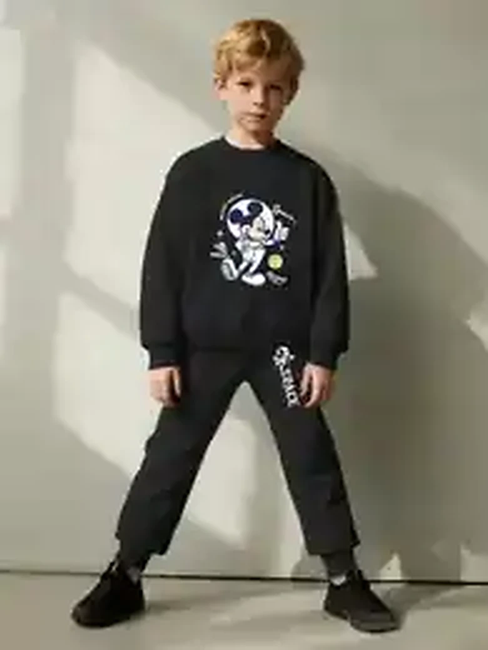 Kids Cartoon Sweatshirt & Sweatpants Set – 2-Piece Boys Tracksuit product image
