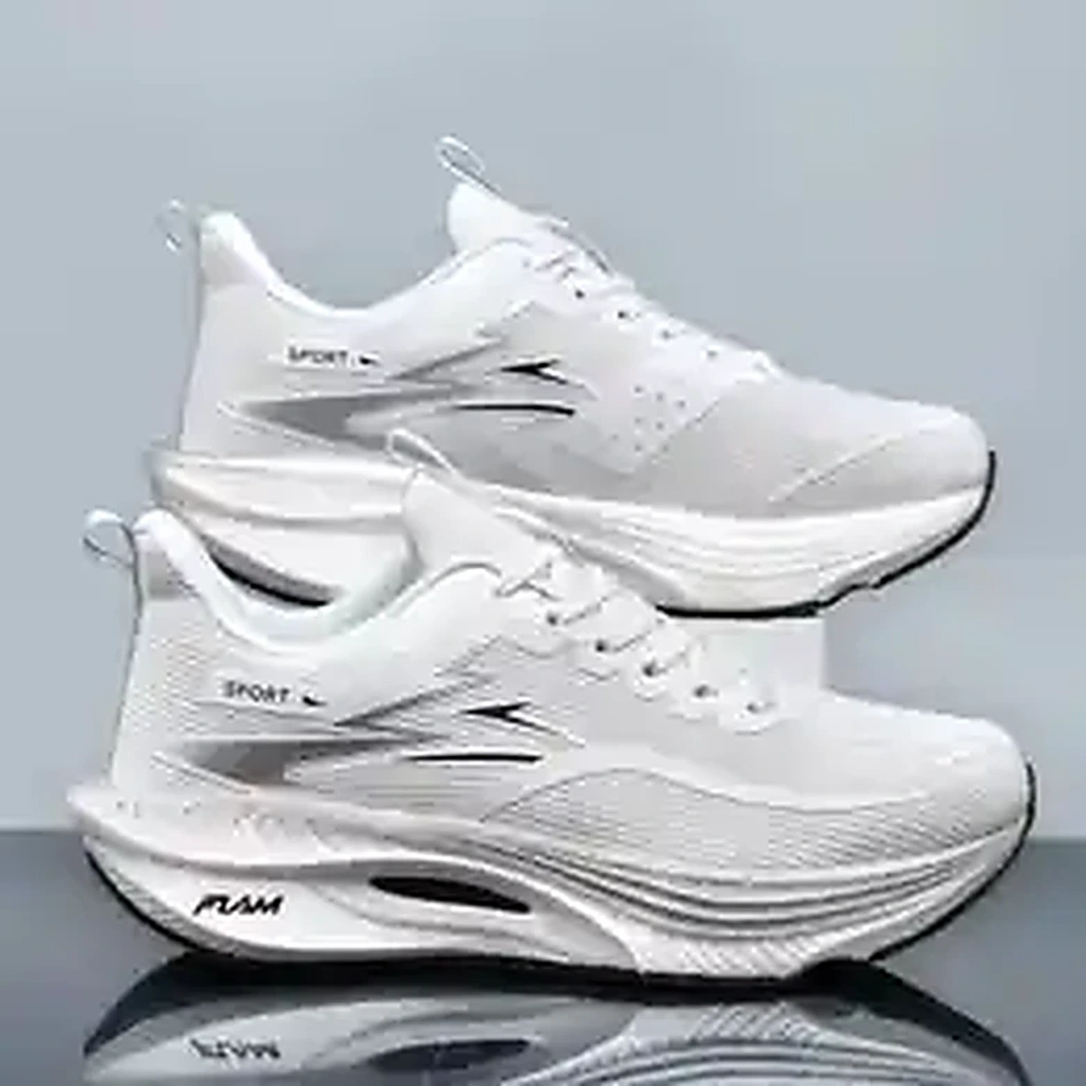 Lightweight Breathable Sports Running Shoes product image