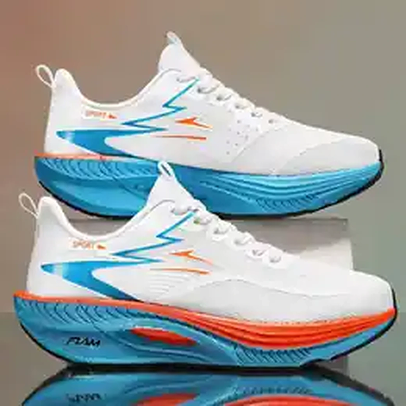Lightweight Breathable Sports Running Shoes product image