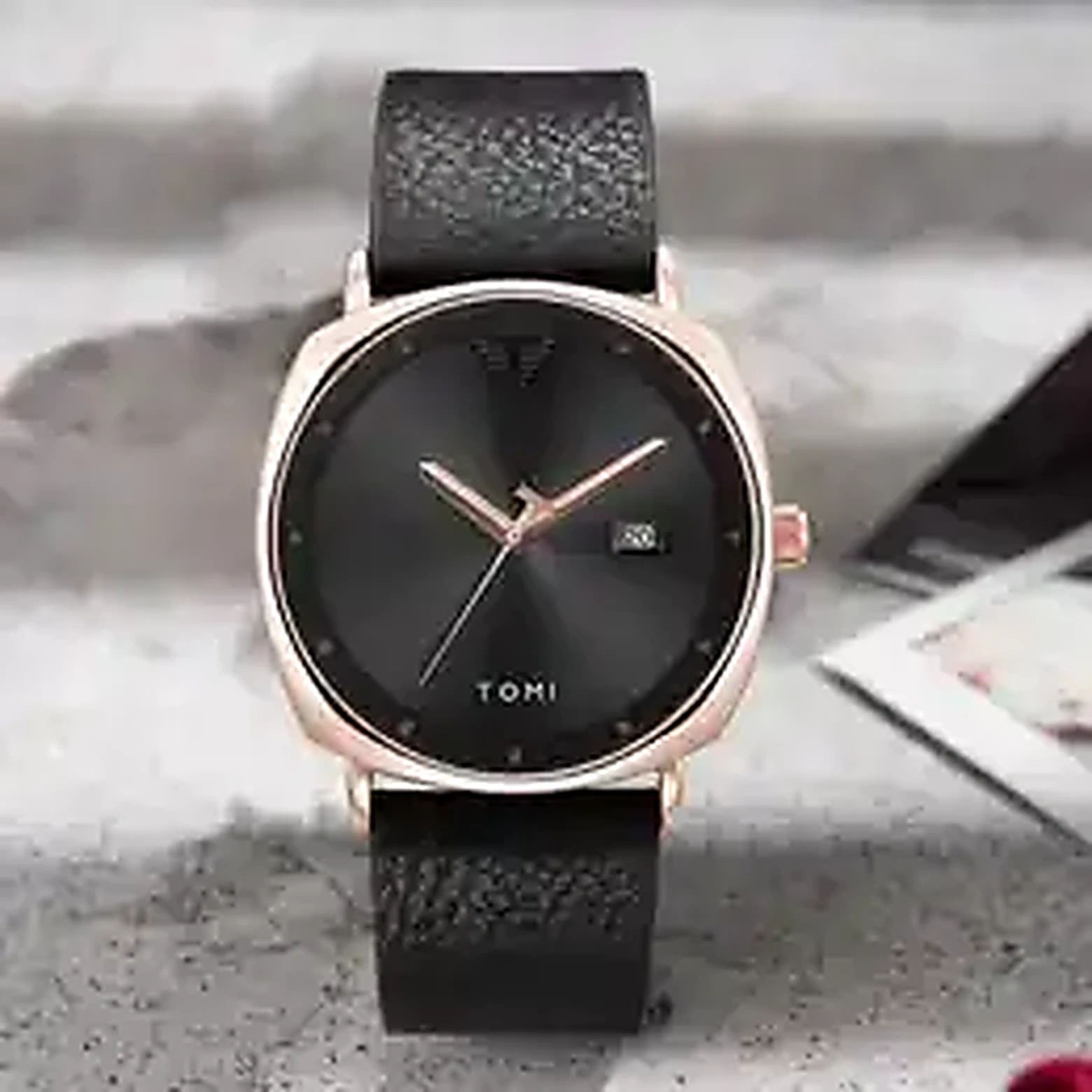 TOMI men's black dial leather watch