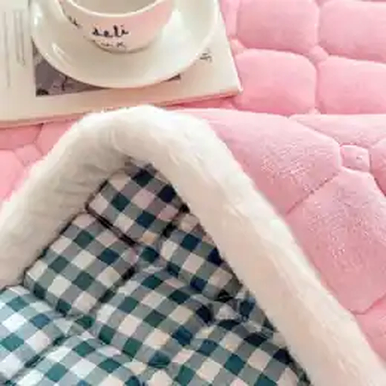 Close-up of fleece backing and quilted surface