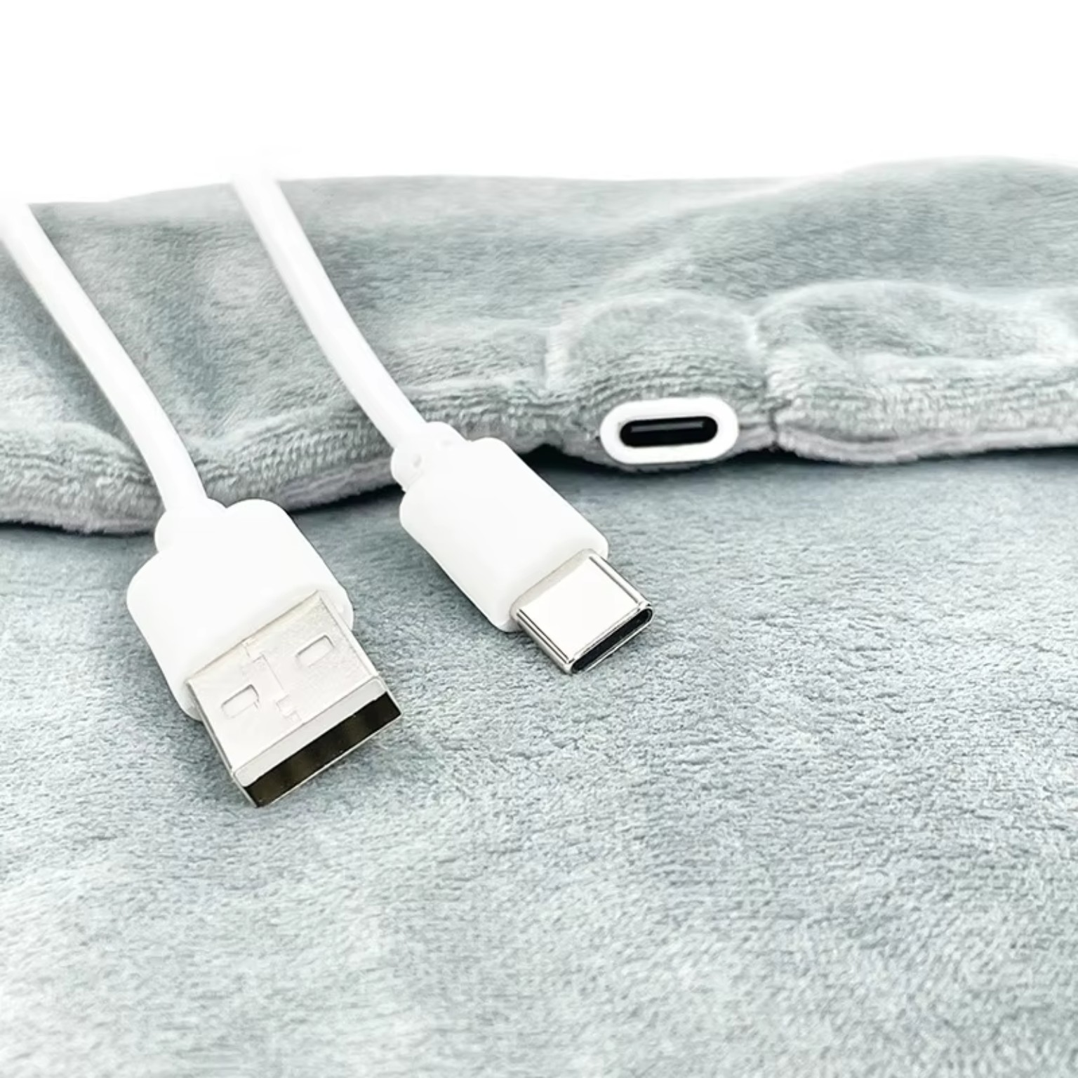 USB charging cable for heating mat