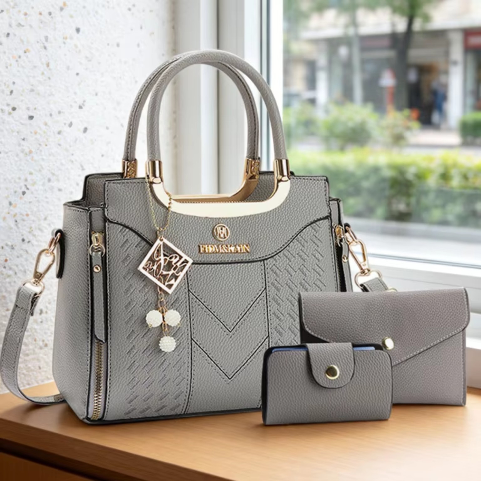 Black handbag set with dimensions